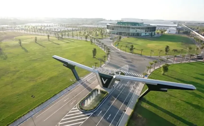 فيتنام تعيد رسم خريطة صناعة السيارات الكهربائية عالميًا