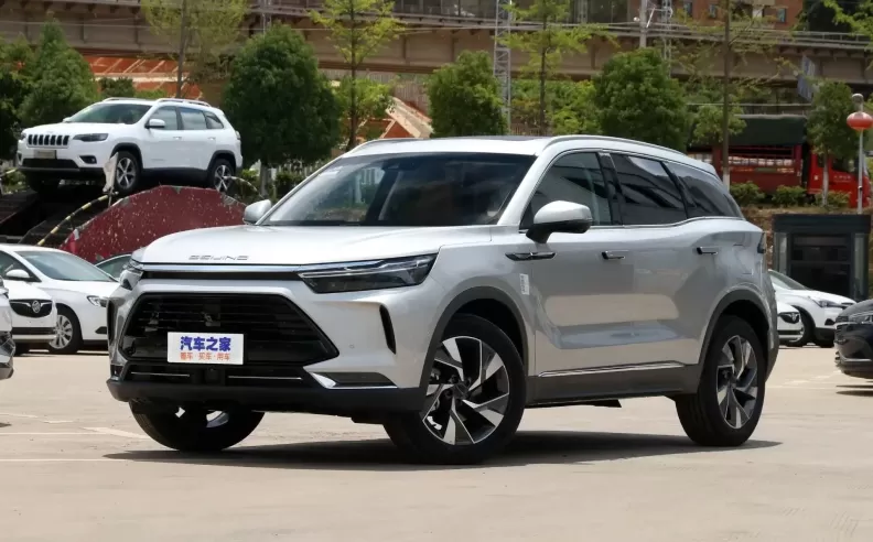 Beijing X7 Breaks the Pattern