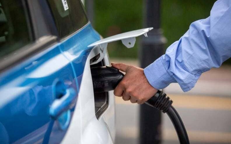 Governments support EV infrastructure