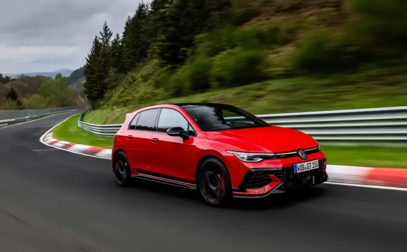 جولف GTI بقوة تقارب سيارة رباعية الدفع