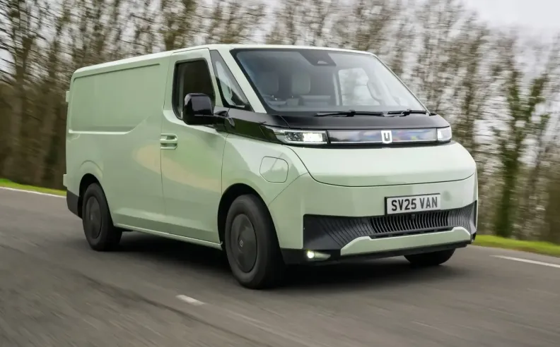 مركبات كهربائية تجارية مبتكرة في معرض موبيليتي لايف