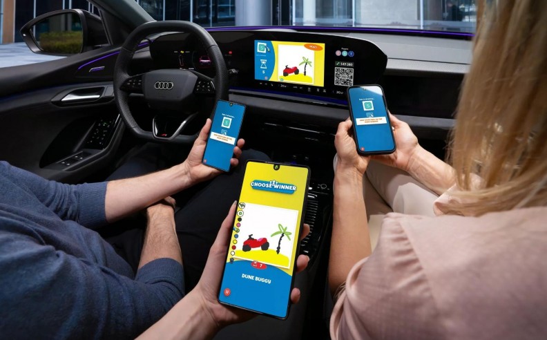 ألعاب متنوعة وتحكم عبر الهاتف الذكي