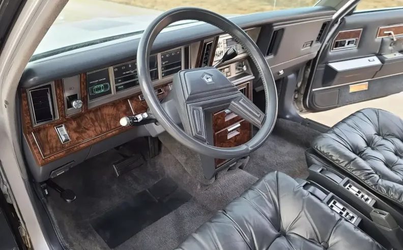 أداء متواضع وتصميم داخلي صادم