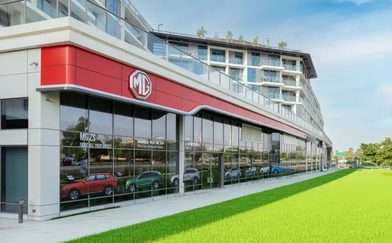 إم جي موتور وإنتر إميرتس موتورز تدشّنان صالة عرض رائدة في أبوظبي