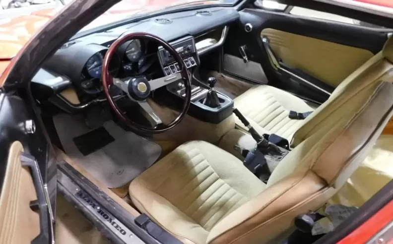 Why is this Alfa Romeo Montreal 1972 so rare?
