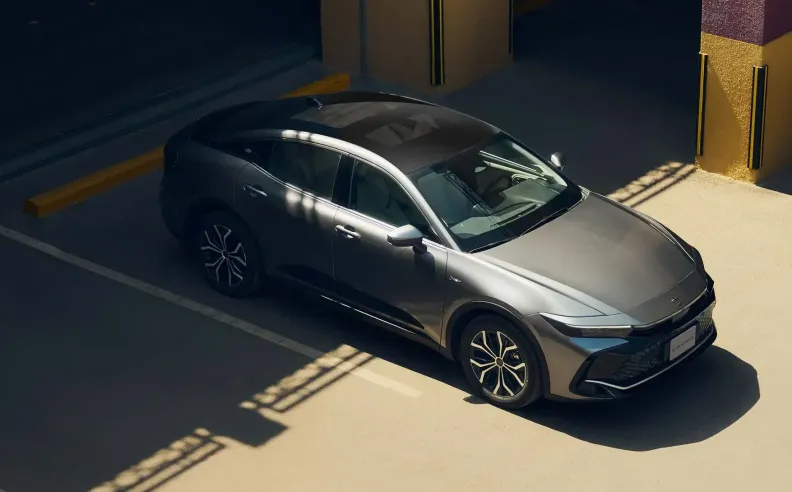 التصميم الخارجي والداخلي والتقنيات