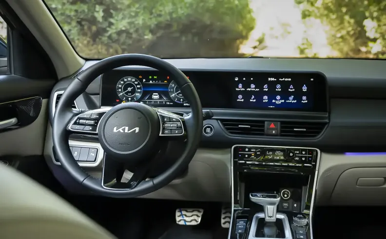 كيا سيلتوس 2025: التصميم الخارجي والداخلي والتقنيات