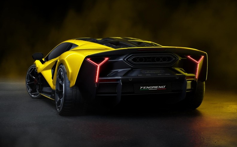 Lamborghini Fenomeno Powertrain