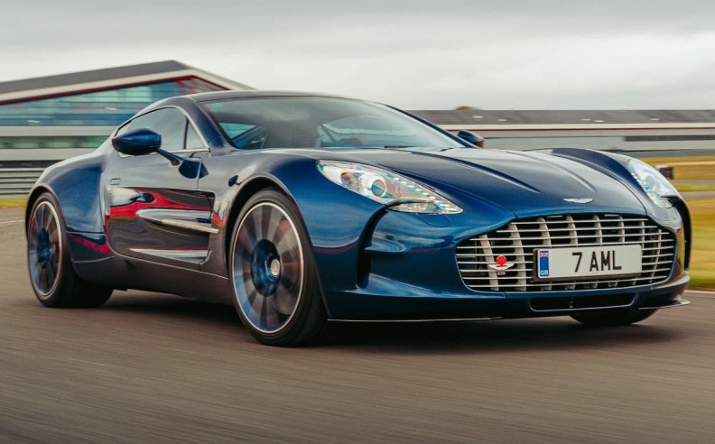 Iconic Hypercars at Abu Dhabi Collectors’ Week