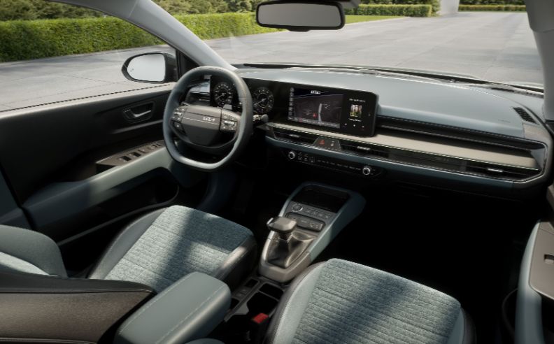 Interior Innovation and Digital Connectivity in the Stonic
