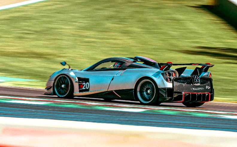 A Record-Breaking Zonda