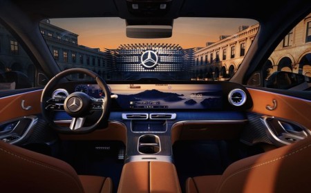 المقصورة الكهربائية الجديدة لسيارة GLC راحة منزلية بتقنية MB.OS