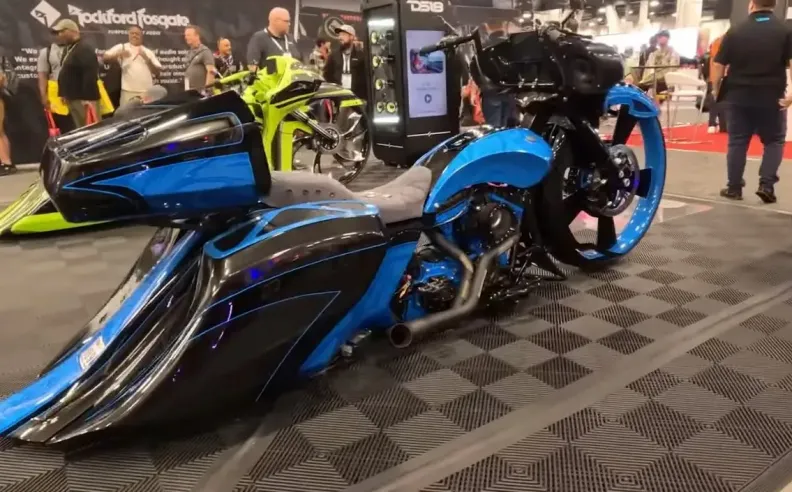 دراجات نارية تكسر القوالب