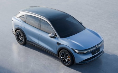 Zeekr Redefines Intelligent Luxury with Middle East & North Africa 7X Debut