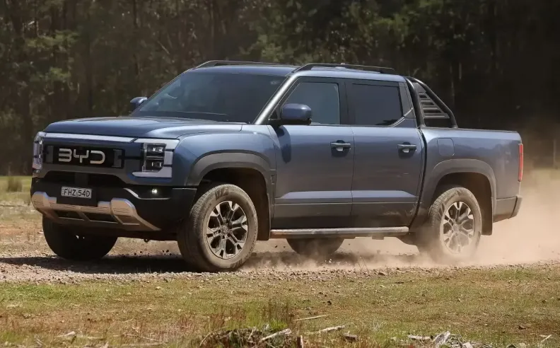 التصميم الخارجي: فخامة التكنولوجيا أم هيبة القوة؟