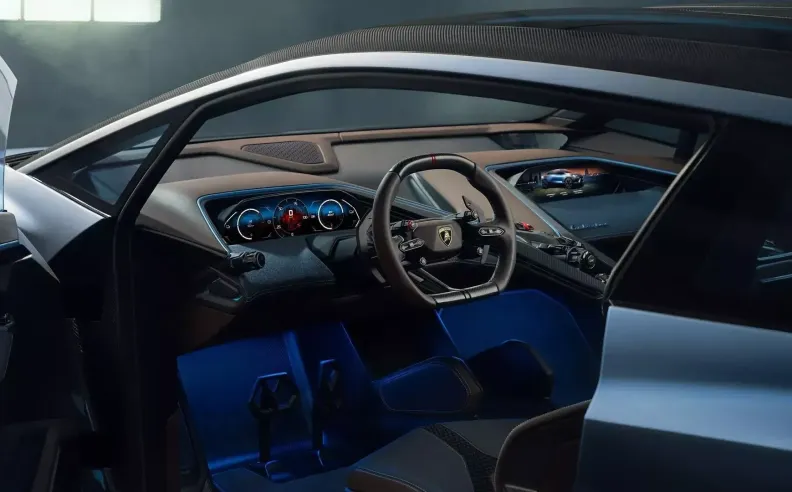 بين لامبورغيني وفيراري: سباق الاختباريات لا السرعة