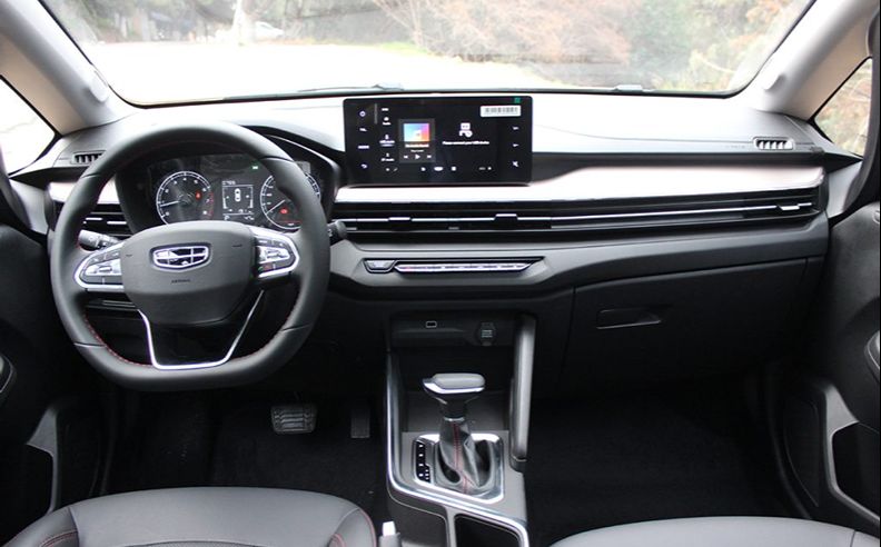 جيلي جي إكس 3 برو: أناقة، ذكاء، وأداء يومي استثنائي