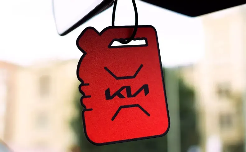 فكرة الحملة: الحنين إلى رائحة البنزين