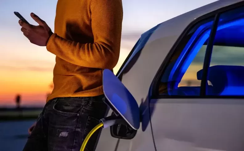 What To Do If Your EV Battery Dies on the Road in 2025