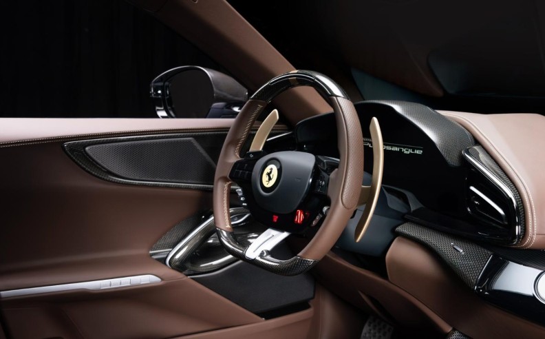 ألوان مميزة وفعالية كازا فيراري أبوظبي