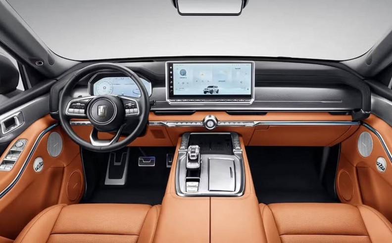 جاهزية كاملة للقيادة القاسية في حرارة الخليج