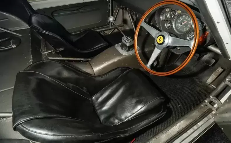 Jaguar E Type