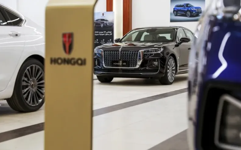 سيارات هونشي السيدان 