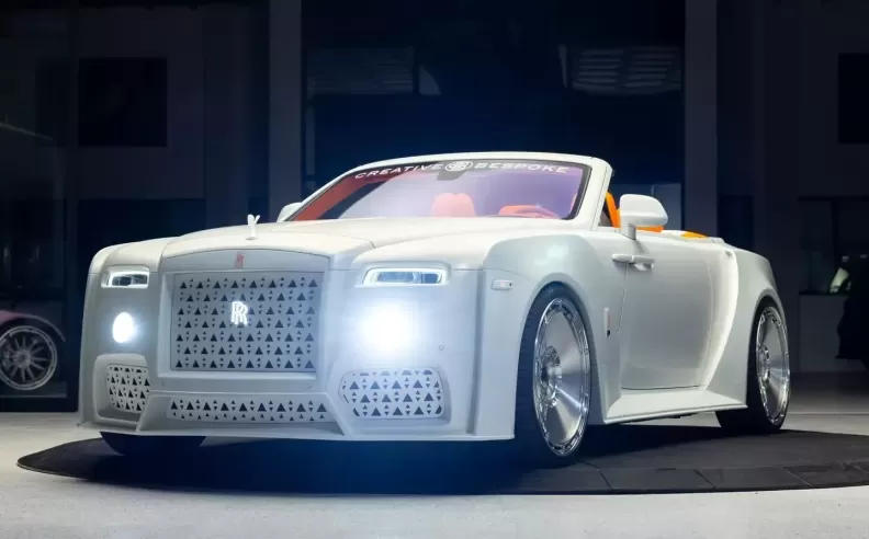 Venuum Turns a Rolls Royce Dawn Into a 25 Unit Statement Piece