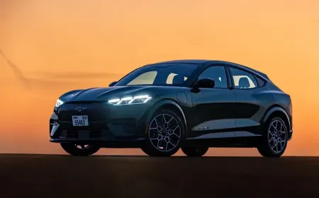 فورد موستانج Mach E GT الكهربائية تصل الإمارات: عضلات أمريكية بروح مستقبلية