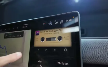 فولكس فاجن ID بولو الكهربائية: عودة الأزرار وروح الكاسيت في ثوب عصري