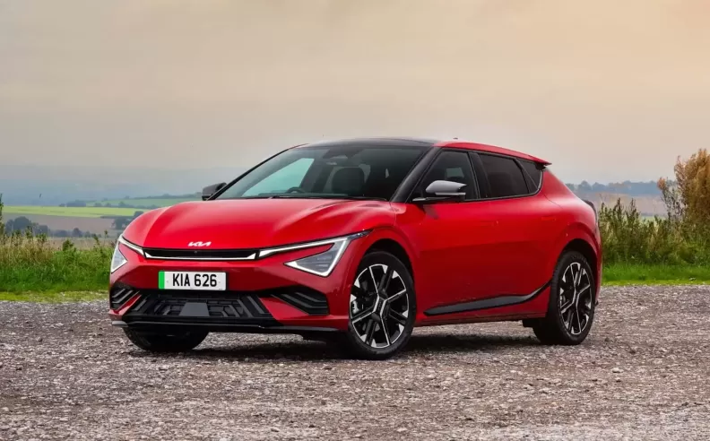 Kia EV6 2025: Cyberpunk Style Meets Practical Tech