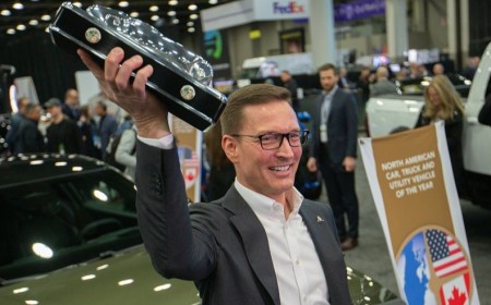 Dodge Charger Dominates: SIXPACK-powered Charger Leads Multi-energy Lineup to 2026 North American Car of the Year™ Victory