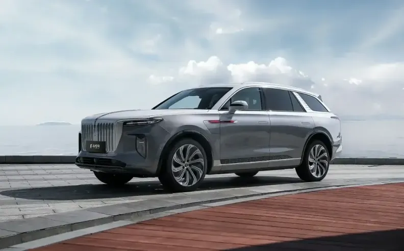 تخصيص السيارات الفاخرة