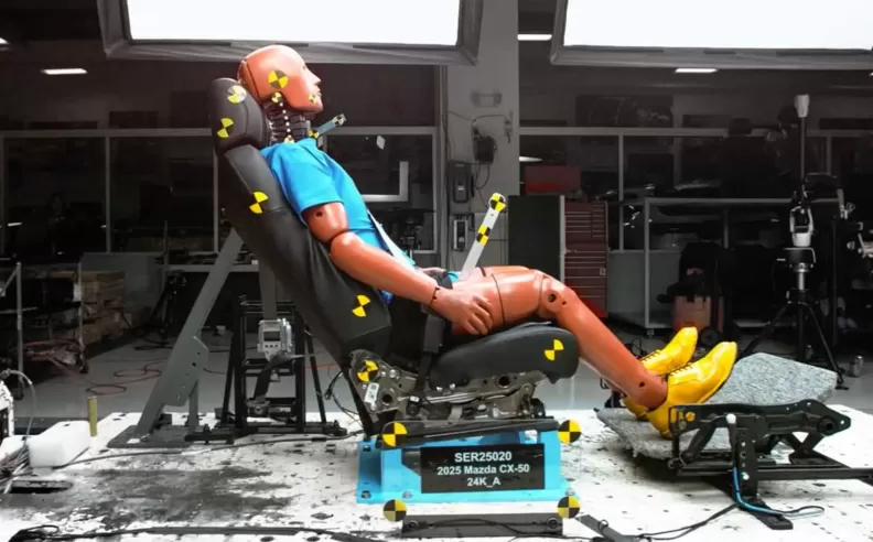 New IIHS Whiplash Test Results: Which Small SUVs Are the Safest Picks for UAE Drivers?