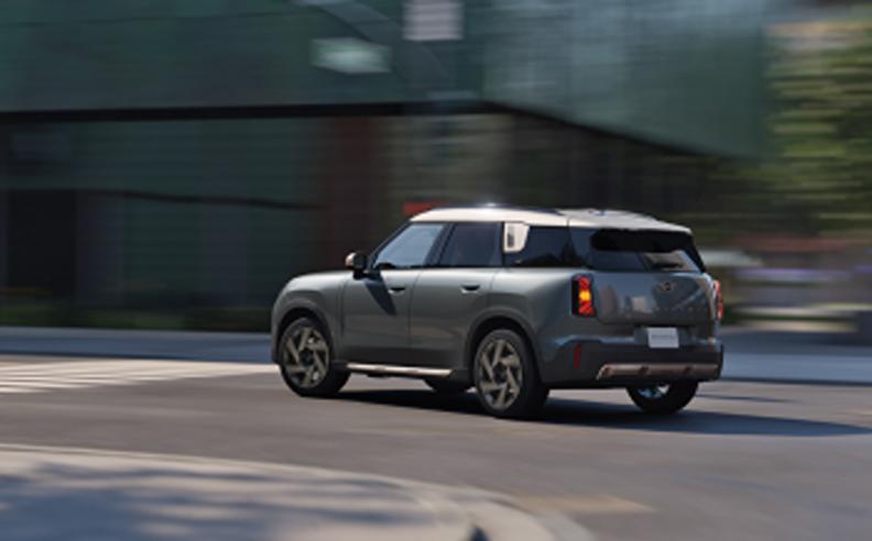 Strategic Fleet Expansion and Urban Mobility Vision