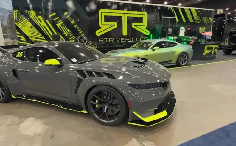 موستانج دارك هورس SC: سلاح الحلبات المطور