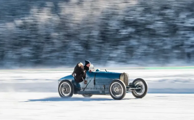 نجوم الحدث: من EB110 إلى المتسابقات الكلاسيكية