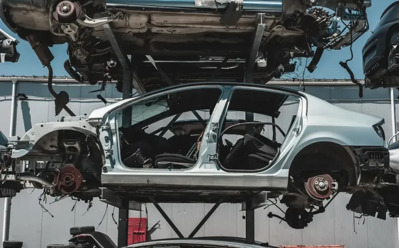 الاستدامة: سيارات تُصنع من النفايات