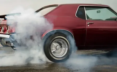 لغز القوة والعزم: دليلك المهني لفهم الفارق الجوهري وتأثيره على أداء المحرك