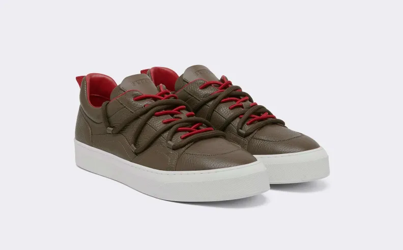 حذاء Low-top Sneakers in Maroon Leather