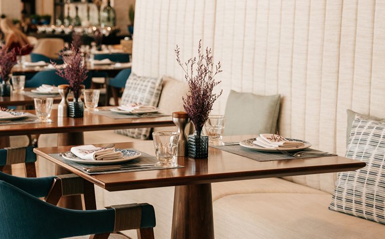 Father’s Day Dining & Pool Experience