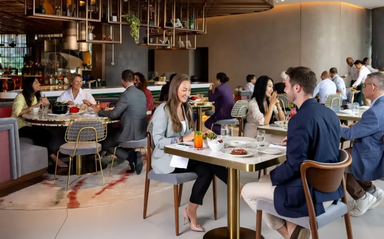 Leisurely Morning Dining