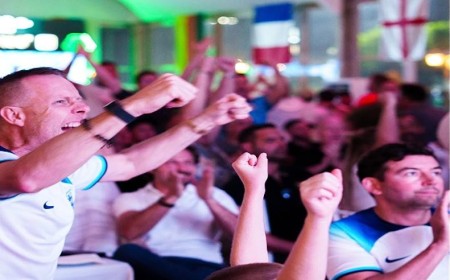 بإطلالة مميزة على ملعب الجولف، مطعم رانشز وجهتكم لمتابعة مباريات كأس العالم