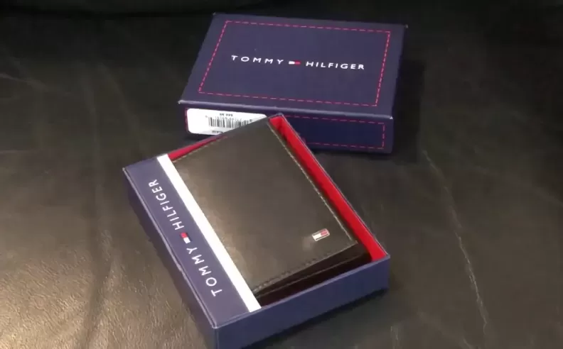 Classic Appeal: The Tommy Hilfiger Men’s Trifold Wallet