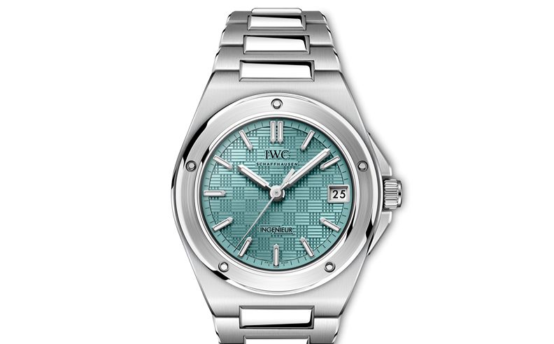 IWC Introduces the Ingenieur Automatic 35 with a New Pool Dial