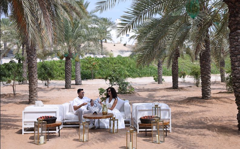 تجارب موسم حصاد التمور في أنانتارا سانتوريني أبوظبي