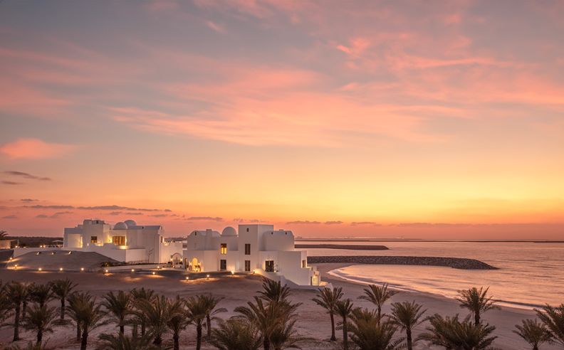 Anantara Retreat Santorini Abu Dhabi Reimagines Date Harvest Season