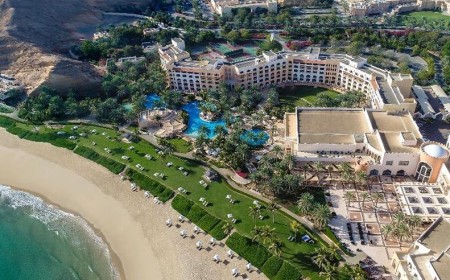 Start the Khareef journey by the sea at Hilton Muscat Barr Al Jissah