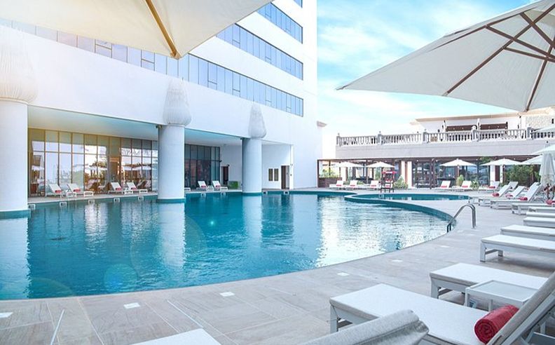 Al Jaddaf Rotana Suite Hotel Redefines Luxury Hospitality
