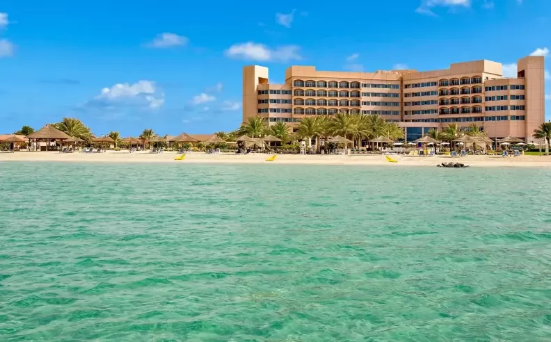 Wellness and Adventure at Danat Jebel Dhanna Resort